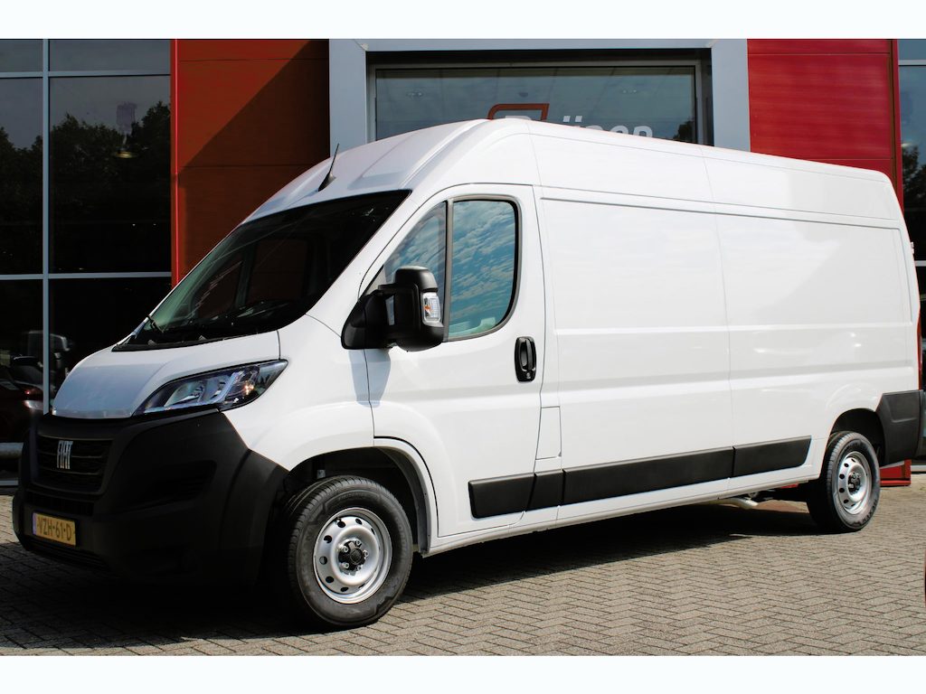 Fiat Ducato 33 2.2 MultiJet 140PK L3H2 | NIEUWE BUS! BPM VRIJ! | ACHTERUITRIJ CAMERA | APPLE CARPLAY/ANDROID AUTO | 3-ZITS | CRUISE CONTROL | CLIMATE CONTROL | DAB+ RADIO | DIGITALE COCKPIT |