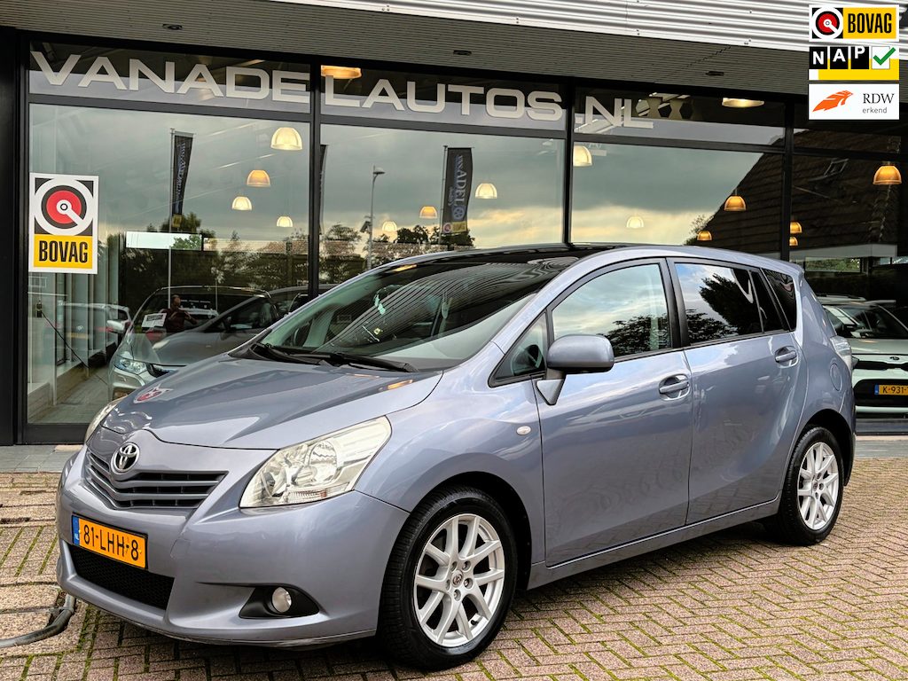 Toyota Verso 1.8 VVT-i Business 7-Pers! Panorama Clima Cruise Camera Trekhaak NL-Auto NAP!