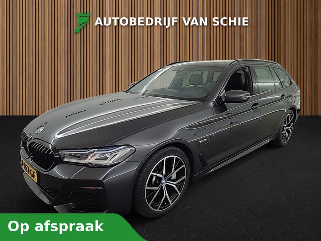 BMW 5-Serie Touring 520e Bns Edit.+ 1e-Eig. & Dealer-Onderh. BOVAG-Garantie. NL-Auto