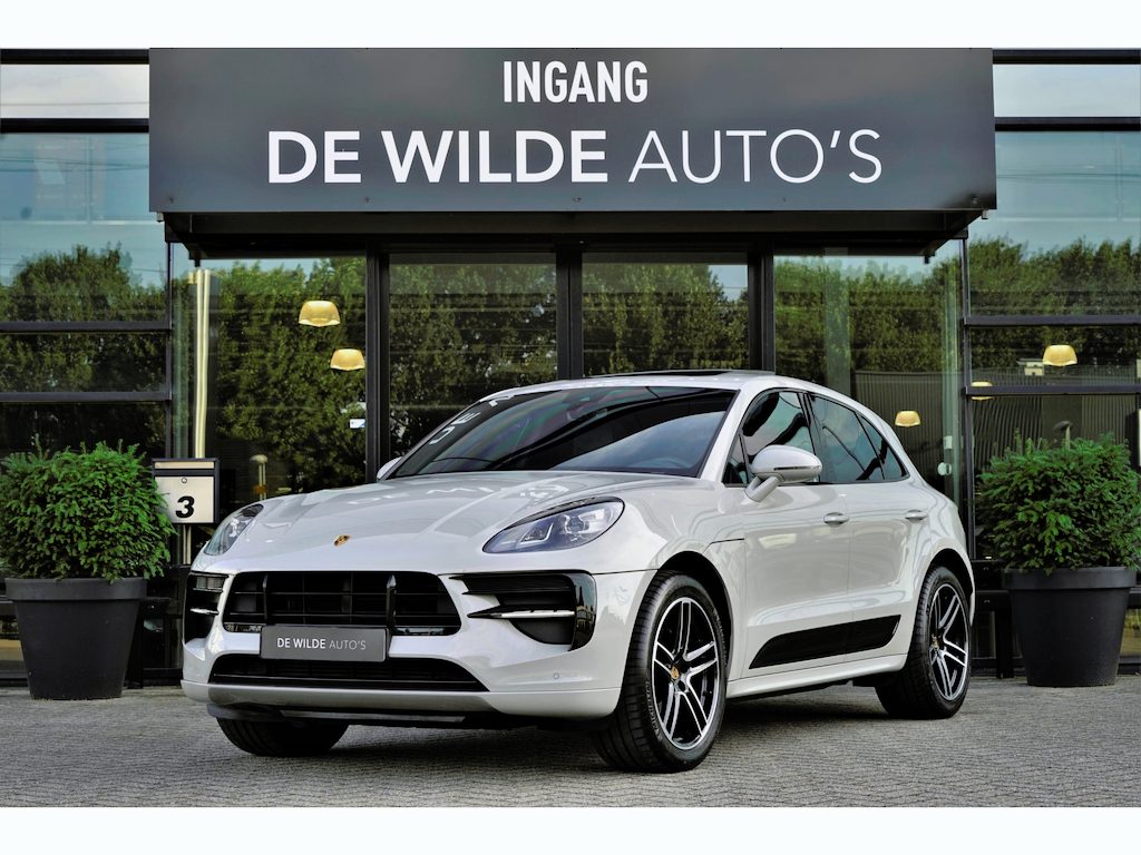 Porsche Macan 2.0 SportDesign Krijt Pano Luchtvering 18-weg NL-auto