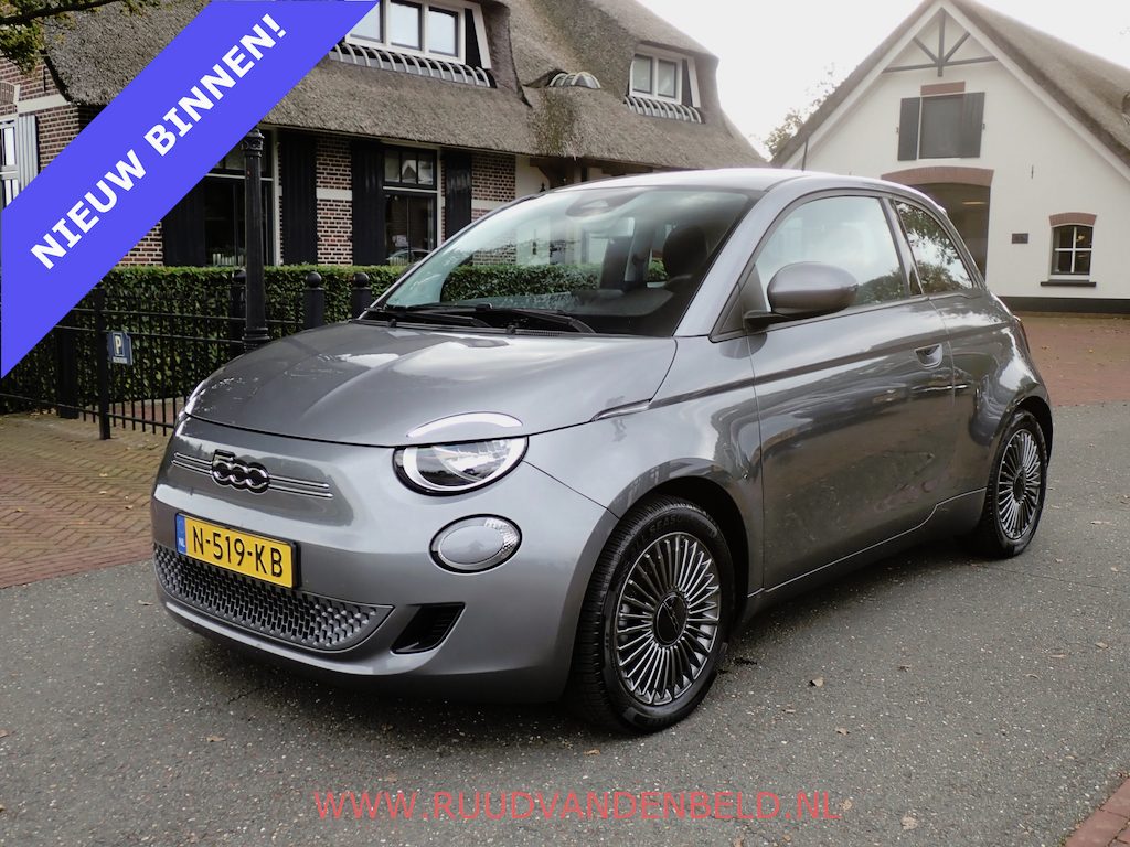 Fiat 500 42kWh 88%SOH PASSION CARPLAY / DAB / 16-INCH / CCS