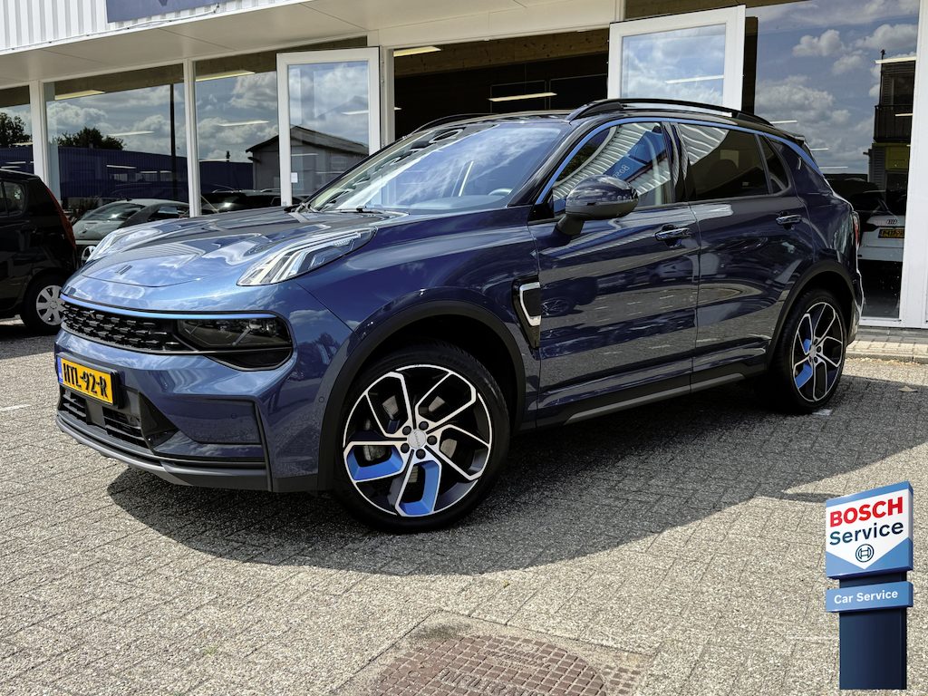 Lynk & Co 01 1.5 Hybrid | Trekhaak | LED | 360 camera | Keyless | Adapt. Cruise | Apple Carplay | Pano