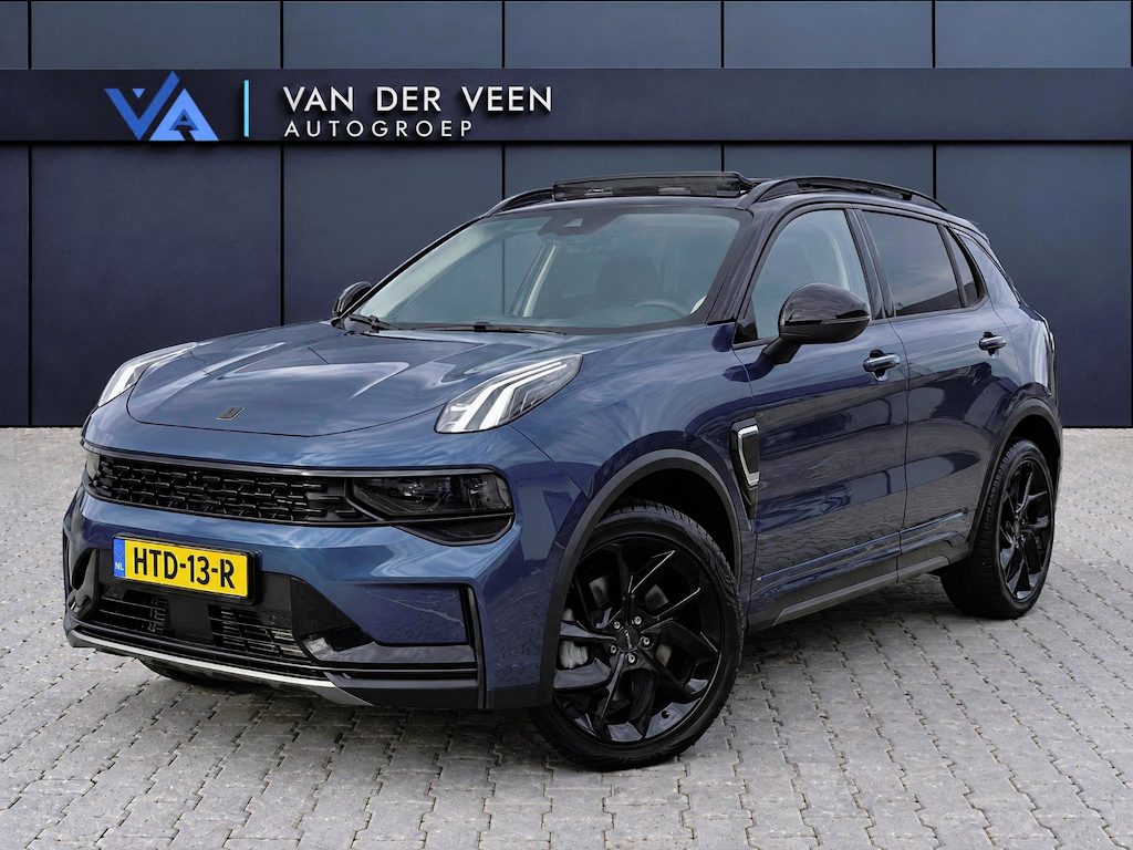 Lynk & Co 01 1.5 | Incl. 12 maanden garantie | SOH %97 Stoelverwarming | Schuif/kantel dak | Apple carplay/Android auto | Climate control | 360° camera | Navigatie | Stoelgeheugen | Elektrische bestuurdersstoel | Airco | Bluetooth | Elektrische kofferklep |
