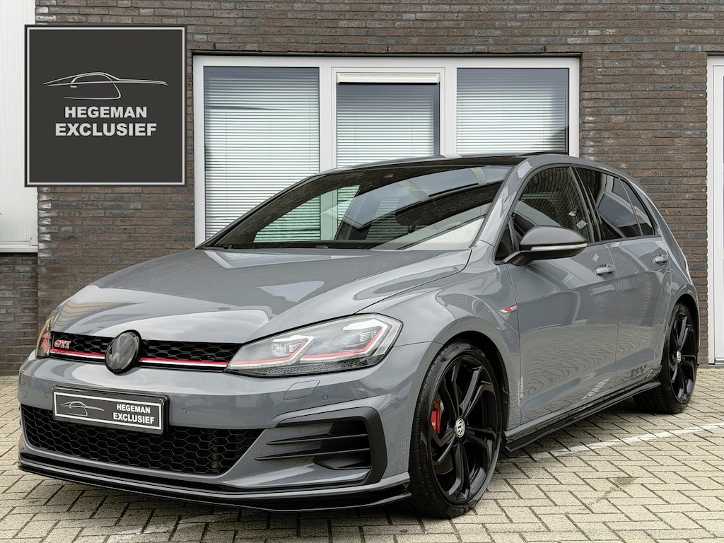 Volkswagen Golf 2.0 TSI GTI TCR | AKRA | Schuif-kanteldak | DCC | DAB | ACC | Camera | Dodehoek | Keyless | Stoelverw.