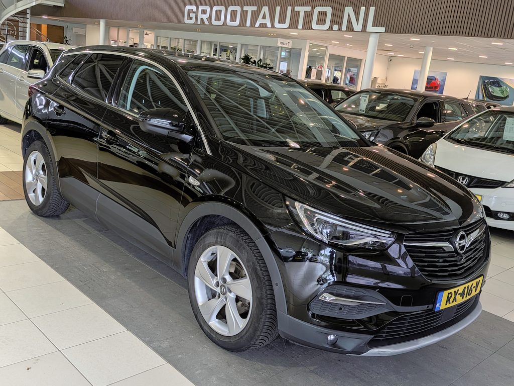 Opel Grandland X 1.2 Turbo Innovation Trekhaak, Panoramadak, Lane Assist