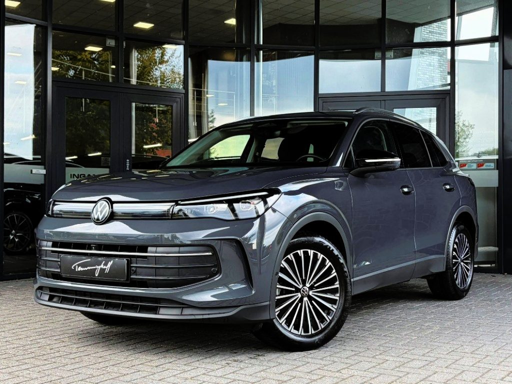 Volkswagen Tiguan 1.5 eTSI GOAL - TREKH. - LED PLUS - 360 GR. - 18 INCH