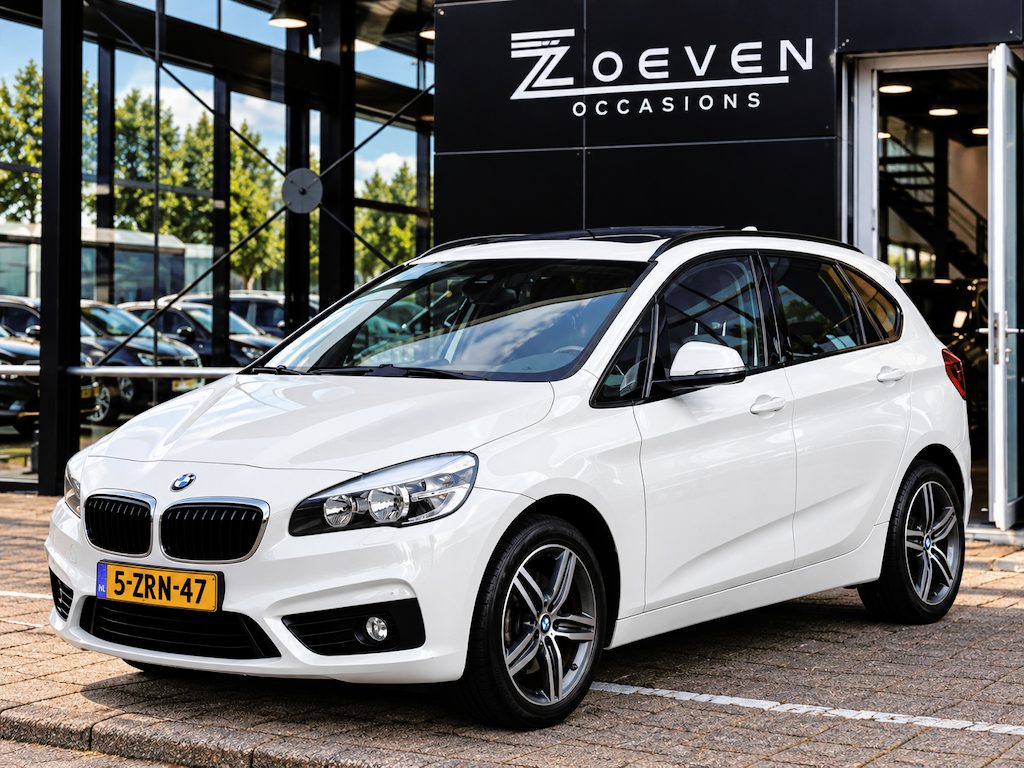 BMW 2-Serie Active Tourer 220i Executive | Pano | Navi | Automaat