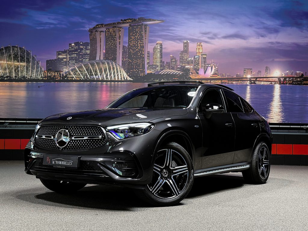Mercedes-Benz GLC Coupe 300e 4MATIC AMG Burmester|Memory|Sfeer|Panorama|360camera|