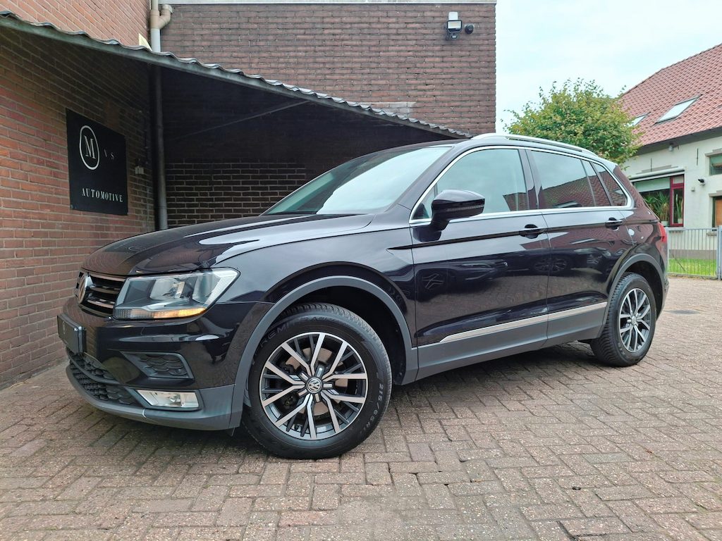 Volkswagen Tiguan 1.4 TSI ACT Comfortline DSG Trekaak / Navigatie / Cruise Controle / Bluetooth / Stoelverwarming /
