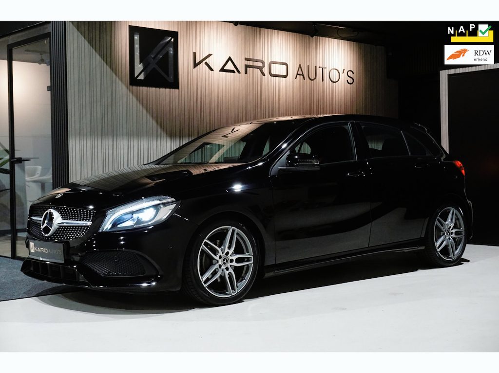 Mercedes-Benz A-klasse 180 AMG Led Carplay Leer Cam Sfeerver