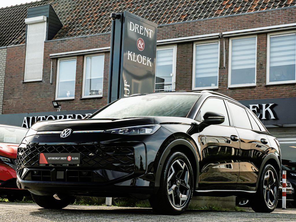 Volkswagen T-Roc 1.5 R-Line Edition CAMERA FULL LED 18 INCH ACC DODEHOEKDETECTIE