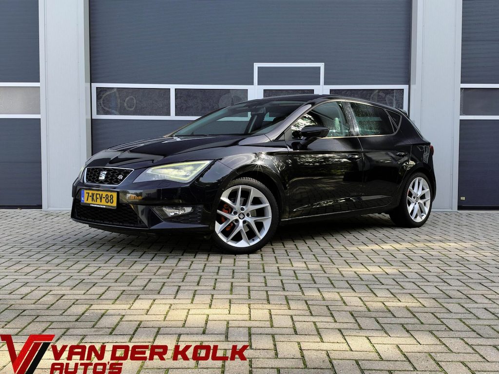 SEAT Leon 1.4 TSI FR | Navigatie | Cruise | Climate | LED | Sensoren | Trekhaak | Lichtmetaal