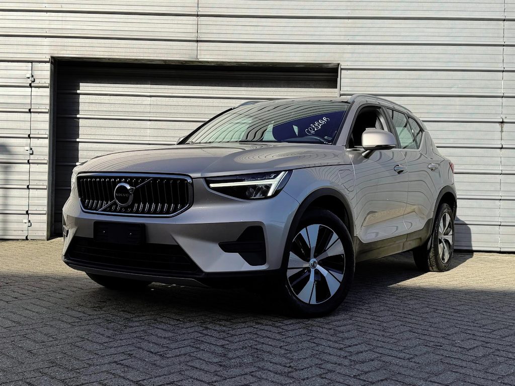 Volvo XC40 T5 262PK Core Bright | Park Assist Pack | Elektr. achterklep | Keyless entry
