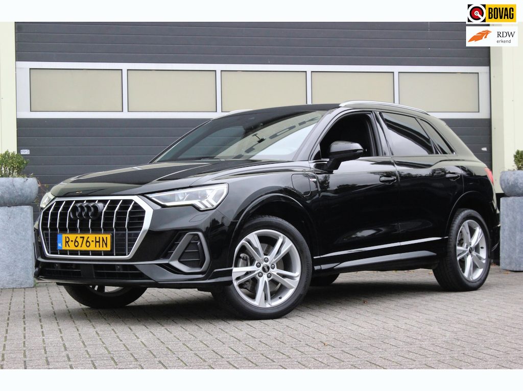 Audi Q3 45 TFSI e S edition S-Line | Trekhaak | Carplay