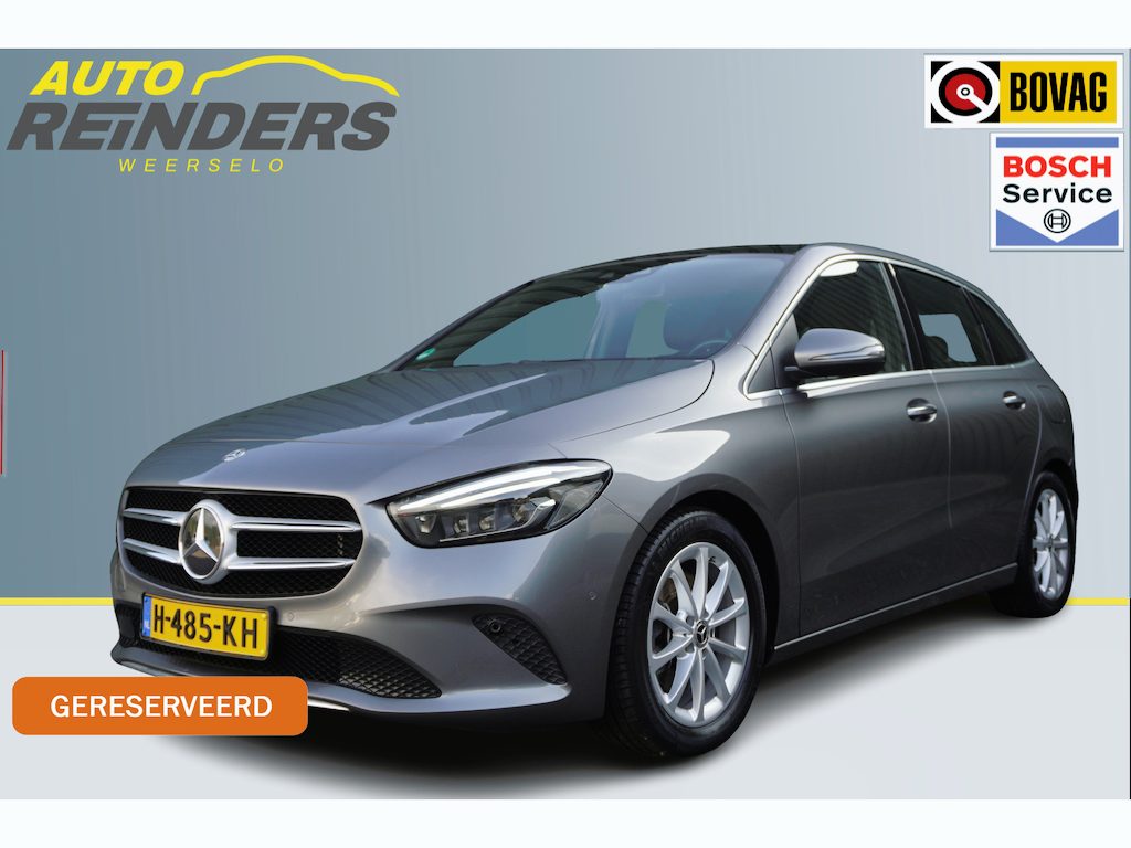 Mercedes-Benz B-klasse 220 Automaat 190pk Launch Edition Premium Plus + Camera/ Trekhaak/ Panoramadak/ Nieuwstaat!