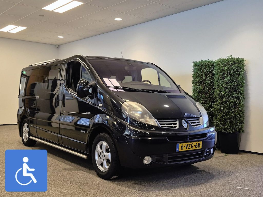 Renault Trafic L2H1 Rolstoelbus Automaat (airco) 5+1 - 2x zijschuifdeur