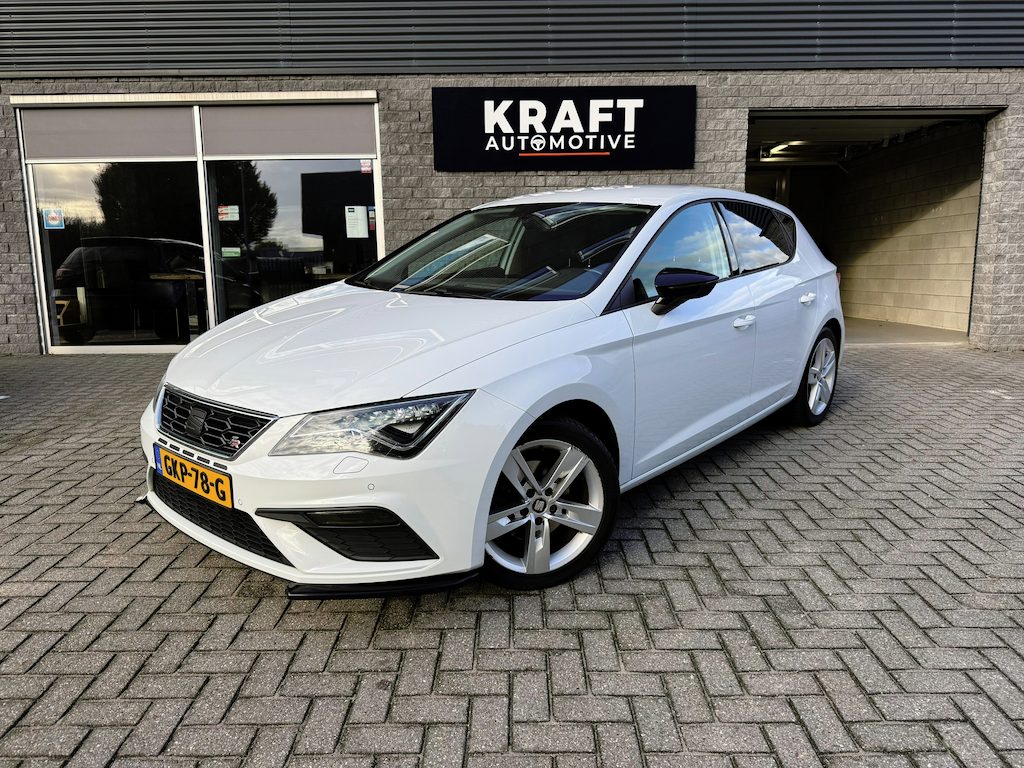 SEAT Leon 1.5 TSI FR Ultimate Edition Black Sky | Virtual | Keyless | Full LED | Ambient | Camera | Clima |