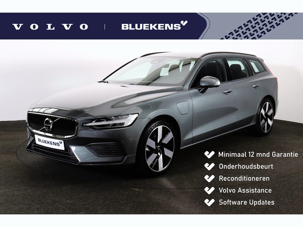 Volvo V60 T6 Plug-in hybrid AWD Core Business - IntelliSafe Assist & Surround - 360º Camera - Harman Kardon audio - Verwarmde voorstoelen, stuur & achterbank - Parkeersensoren voor & achter - 19' LMV