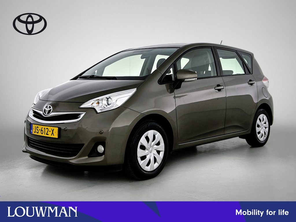 Toyota Verso-S 1.3 VVT-i Dynamic