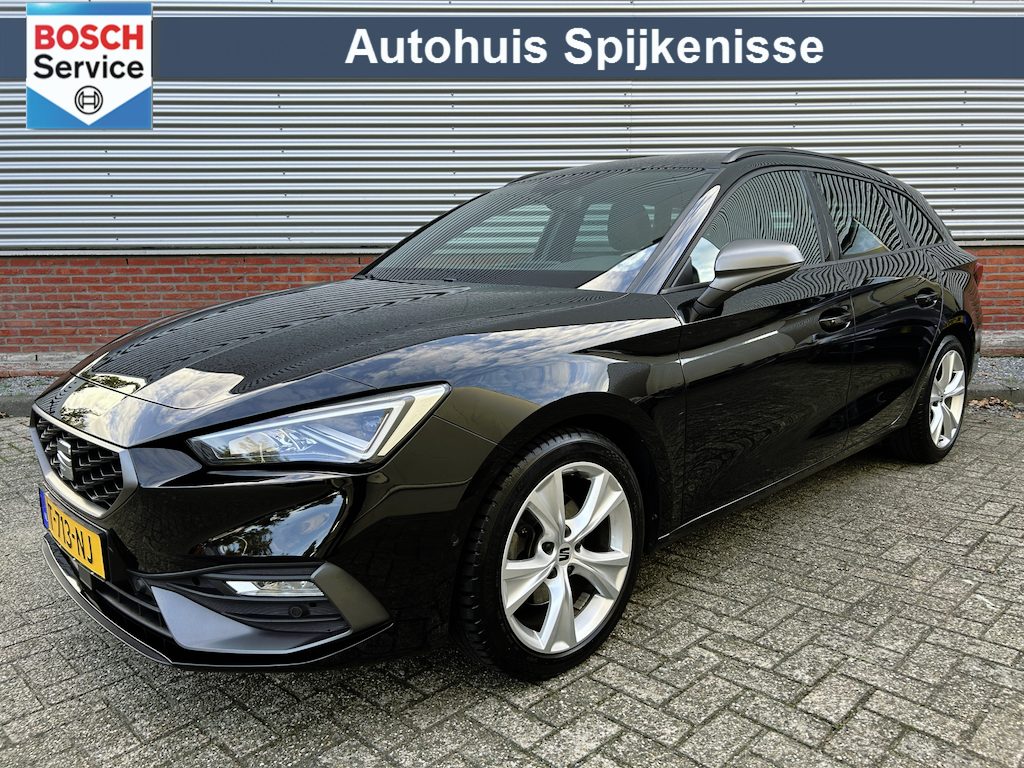 SEAT Leon Sportstourer 1.5 eTSI FR Business Intense | Automaat | Trekhaak | Stoelverwarming | Stuurverwarming | Sfeerverlichting | Virtual Cockpit |