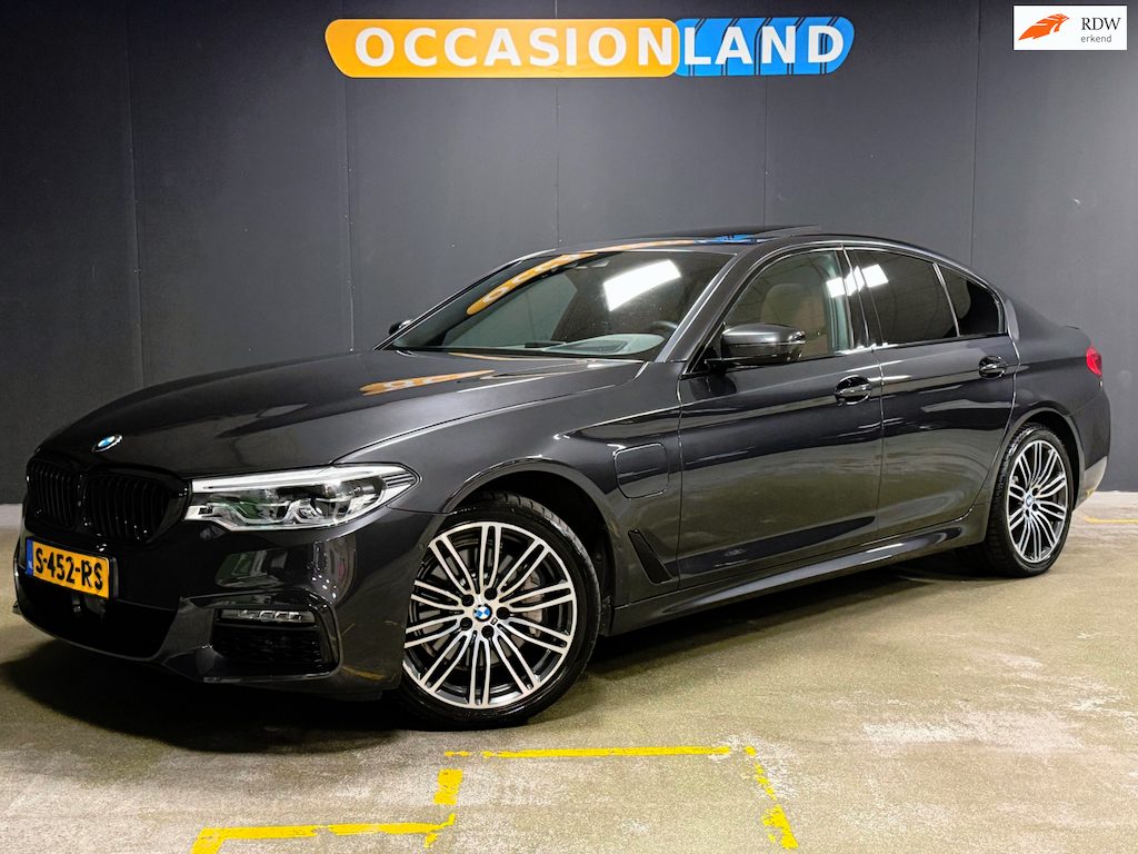 BMW 5-Serie 530e iPerformance High Executive|KANTELDAK|HUD|360CAM|MEMORY|ACC|SFEER|CARPLAY|DODEHOEK|KEYLESS|STOELV|STUURV|19INCH|