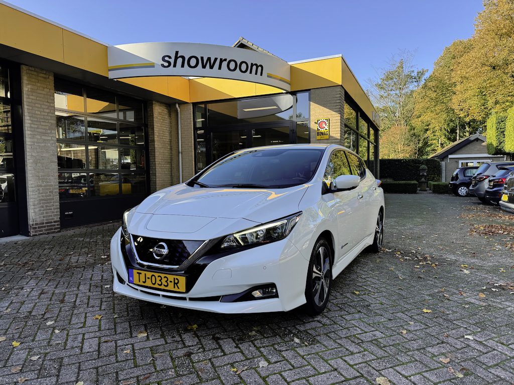Nissan Leaf N-Connecta 40 kWh SOH 84% Navi Camera Carplay