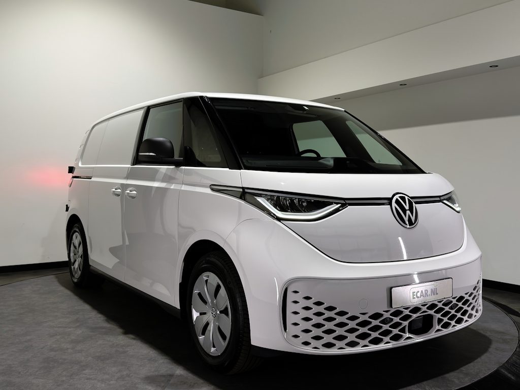 Volkswagen ID. Buzz Cargo 77 kWh | SOH 95,3% | Trekhaak Elek. | Stuur verwarmd | Climatronic | Pass. bank