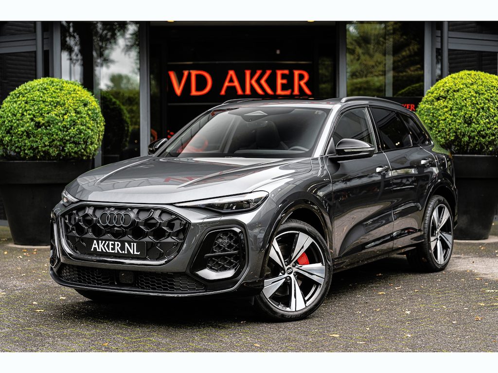 Audi Q5 TFSI e Quattro | Zwart Optiek | S-Sportstoelen | 21 Inch | Trekhaak | Pano.dak