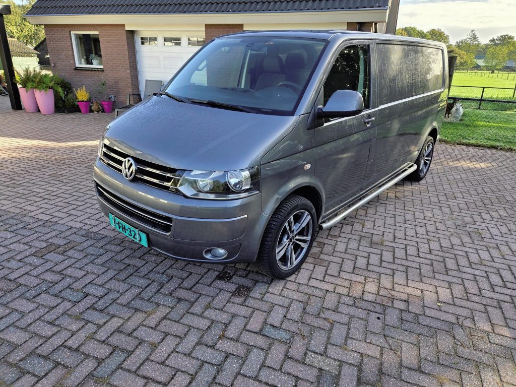 Volkswagen Transporter 2.0 TDI L2H2