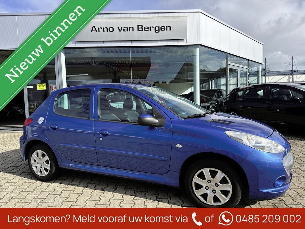 Peugeot 206+ 1.4 XS, airco, cruisecontrol, nette en goed rijdende auto, afkomstig van de 2e eigenaar !