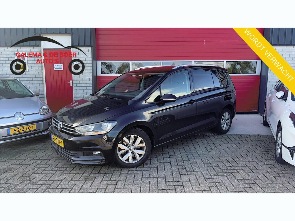 Volkswagen Touran 1.4 TSI Comfortline Business 7p NWE D-RIEM / TREKHAAK / CAMERA / CARPLAY / STOELVERW / CLIMA / PDC / ACC / NL-AUTO