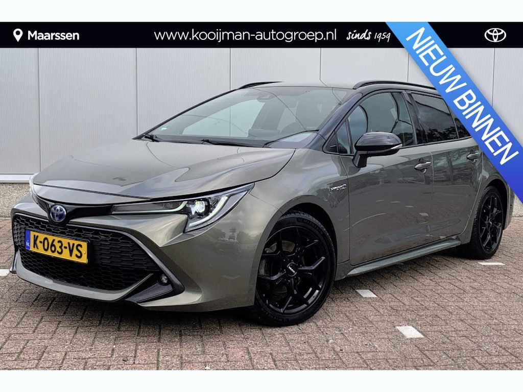 Toyota Corolla Touring Sports 2.0 Hybrid Style / Stuur en Stoelverwarming / Trekhaak / Camera / DAB /