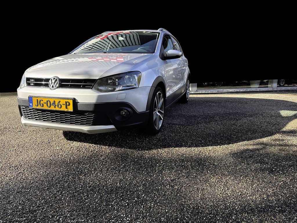 Volkswagen Polo CrossPolo 1.2 / Stoel verwarming/trekhaak/Airco