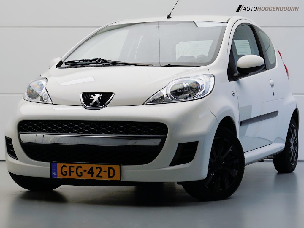 Peugeot 107 1.0-12V XR (AIRCO,RADIO/MP3-SPELER,ELEKTRISCHE RAMEN,NIEUWE APK,TOPCONDITIE)