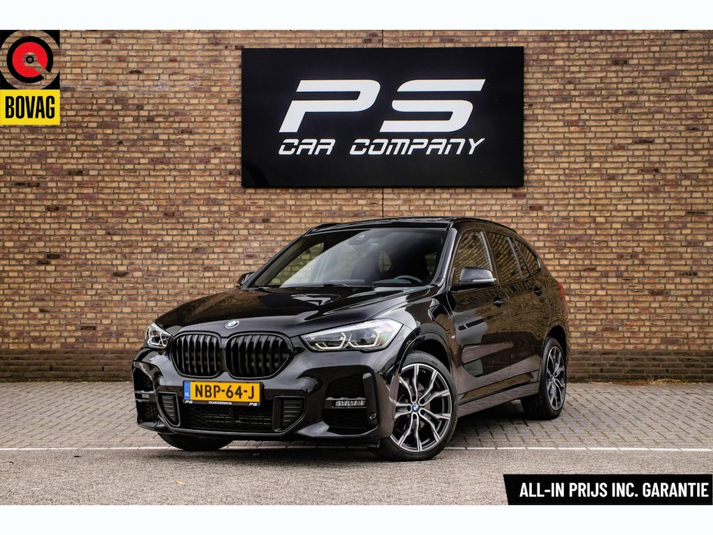 BMW X1 xDrive25e M-Sport, Pano, Leder, Trekhaak, Ambient,H&K
