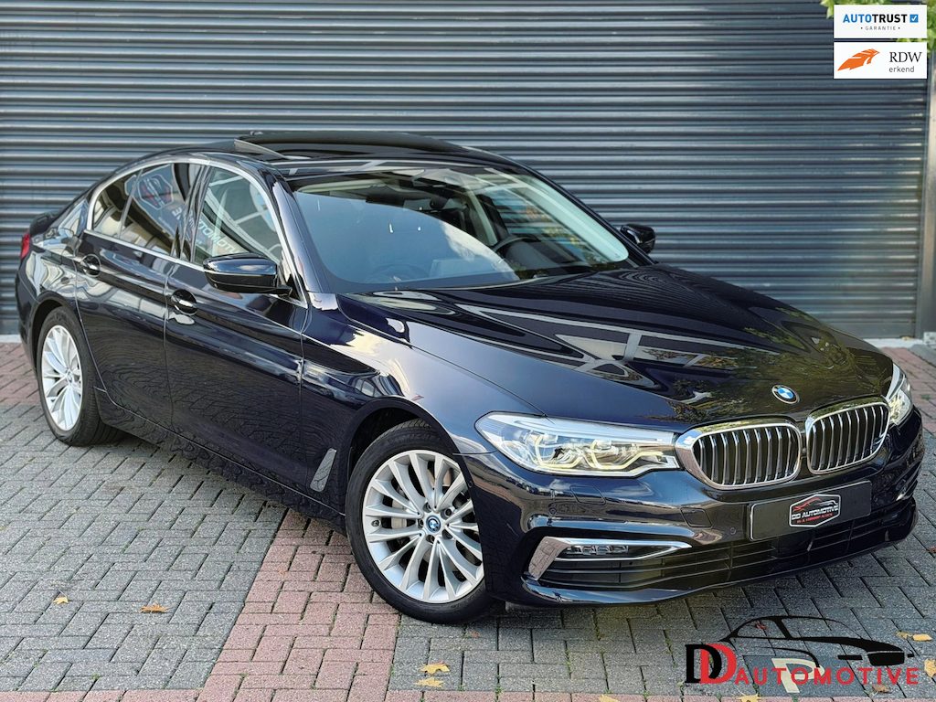 BMW 5-Serie 530e iPerformance High Executive HuD | Stoelkoeling | H&K | 360 Camera | Acc