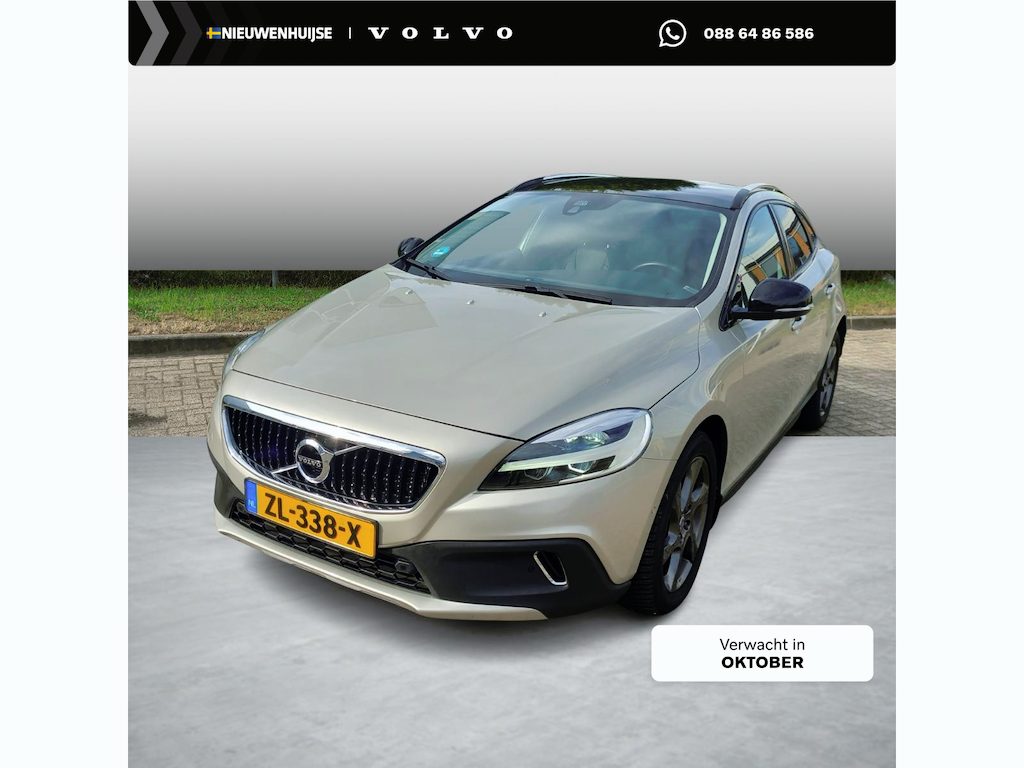 Volvo V40 Cross Country 1.5 T3 Polar+ Luxury | Panoramadak | Harman Kardon Audio | Parkeerverwarming | Achteruitrijcamera | Parkeerassistent | Keyless Entry | Lederen Bekleding | Stoelverwarming | LED Koplampen | Sensus Navigatie