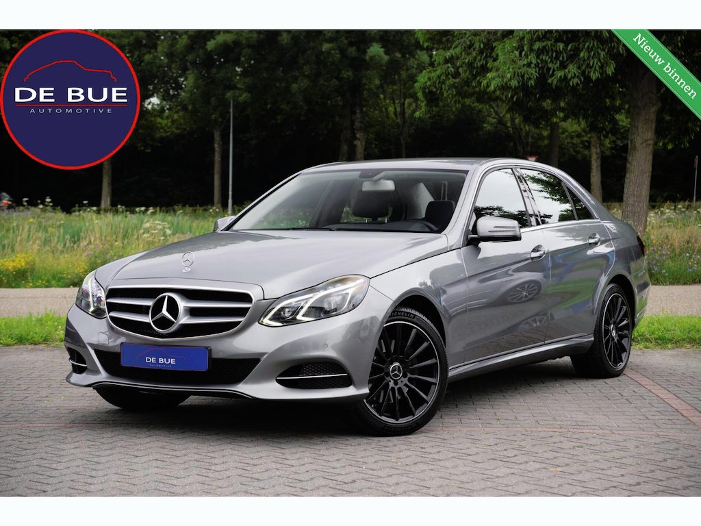 Mercedes-Benz E-klasse 250 CDI Automaat 7|AMG|Org.NL NAP|Trekhaak|Full LED|Camera|Leder|Volledig Onderhouden