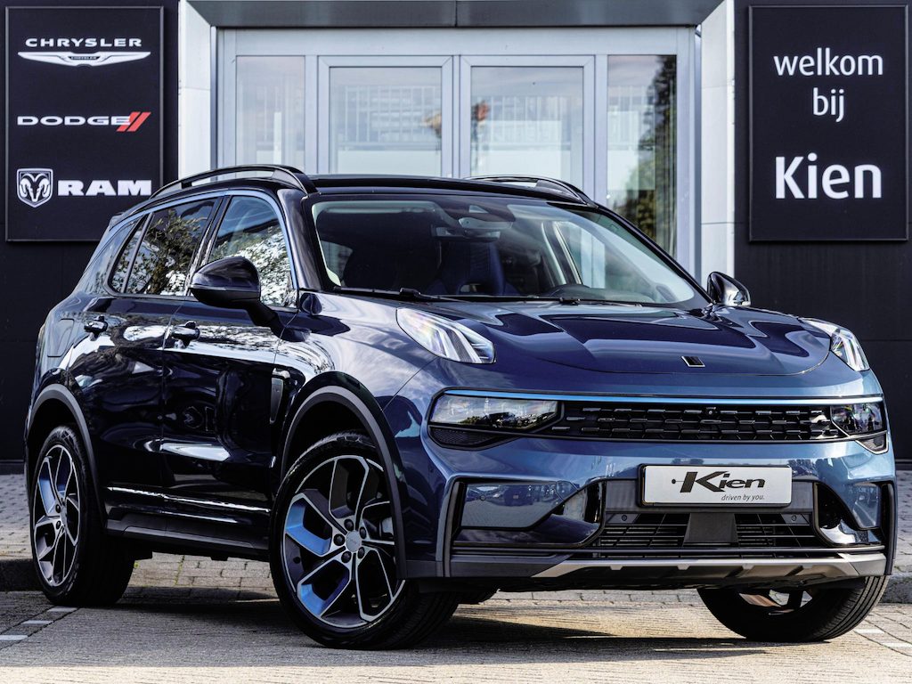 Lynk & Co 01 1.5 | Panorama Dak | Memory Stoelen | Virtual Cockpit | 360 Camera | Keyless Entry | Cruise Control | 20''|