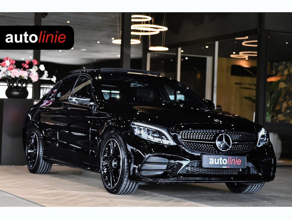 Mercedes-Benz C-klasse 300 e AMG Night Edition, Pano, Luchtvering, Burmester, 360, Virtual, Multibeam, Keyless. CarPlay!