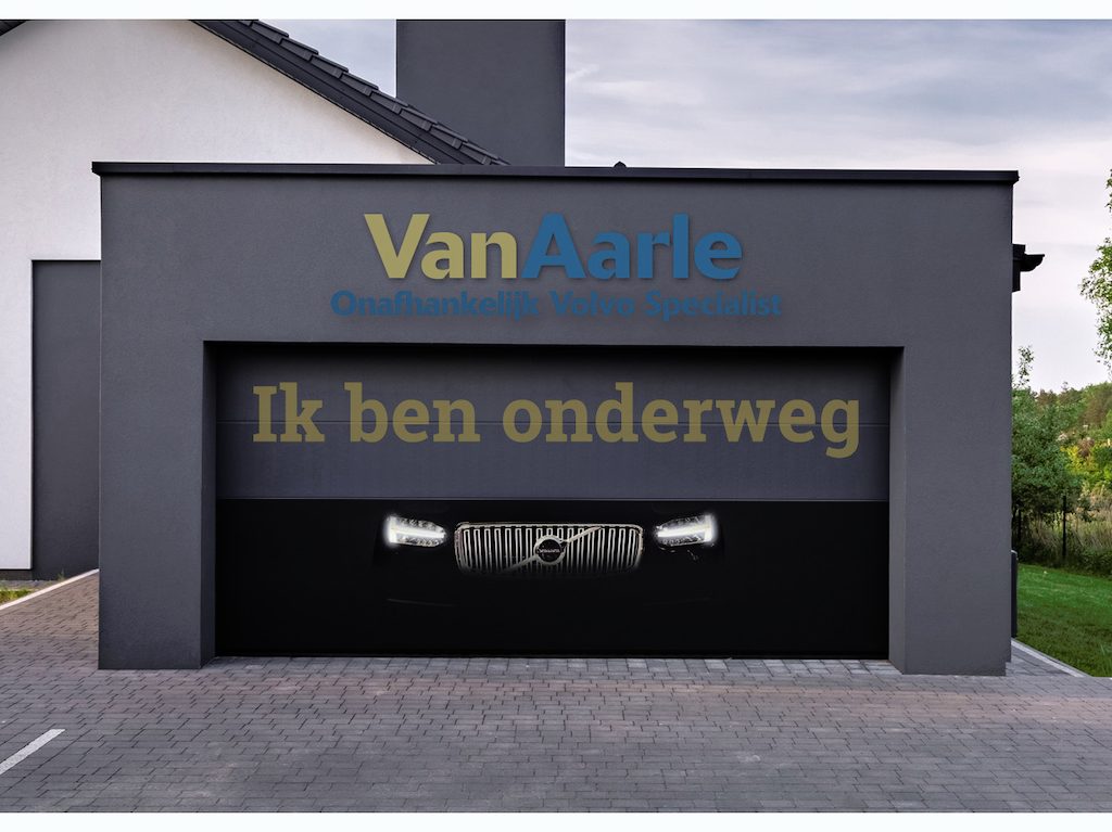 Volvo XC40 T4 Aut. Plug-in hybrid Plus Dark Stoelverwarming Parkeercamera 211pk VERWACHT 14-11-2026