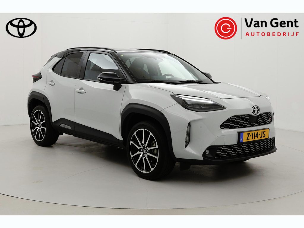 Toyota Yaris Cross 1.5 Hybrid GR Sport | Apple Carplay / Android Auto | Stoelverwarming | Leder/alcantara | Parkeersensoren voor/achter | Adaptive Cruise | Clima | Keyless | 18 inch
