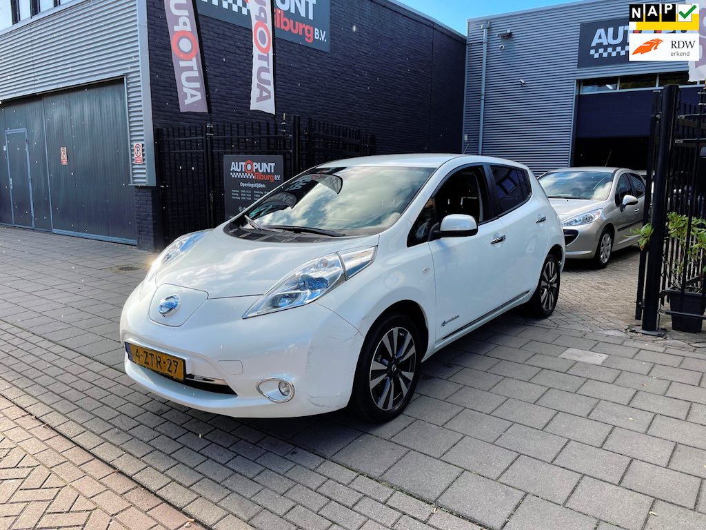 Nissan Leaf Tekna 24 kWh 3e Eigenaar! Airco NAP APK