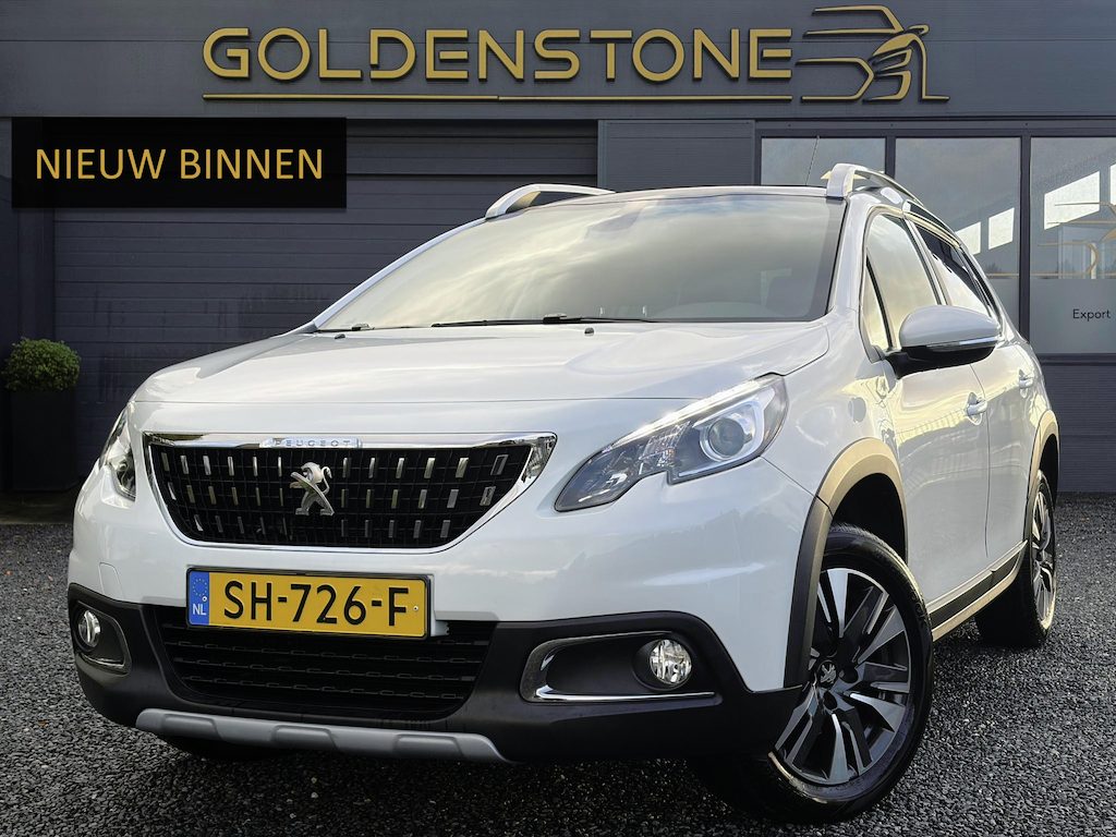 Peugeot 2008 1.2 PureTech Allure ✓1e Eigenaar✓Pano✓Camera✓Navi✓D-riem vv in 2024✓Trekhaak✓Dealer Onderhouden✓Carplay✓Clima✓Cruise✓110pk✓Halfleder✓Pdc✓Lm velgen✓N.A.P✓Apk tot 04-2027