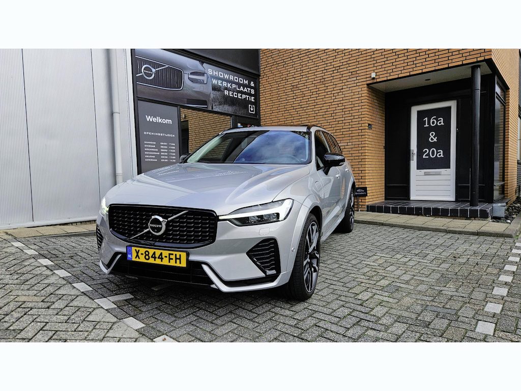 Volvo XC60 2.0 T8 Long Range AWD Ultimate Dark