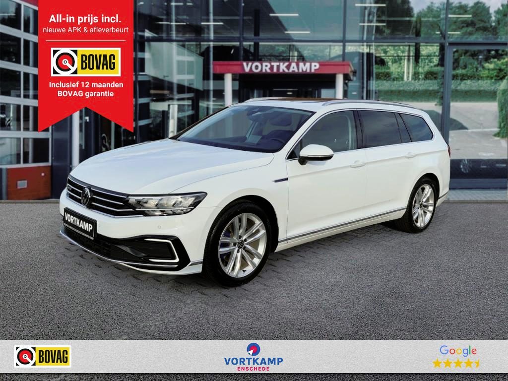 Volkswagen Passat 1.4 TSI GTE LEDER/PANO-DAK/TREKHAAK/360CAM/E-KLEP/HUD/ACC/STOEL+STUURVERW