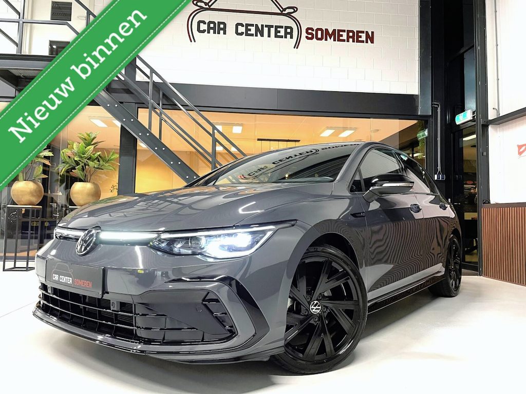 Volkswagen Golf 1.5 TSI R-Line Black Style/ Cam/ IQ/ H&K/ Keyless/ CarPlay