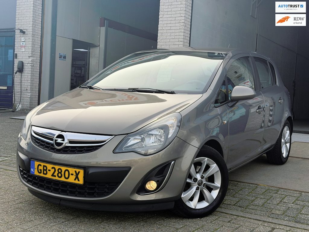 Opel Corsa 1.4-16V Berlin/ 5drs/ dealeronderhouden/ 1jaar apk/ airco/ zeer nette auto.