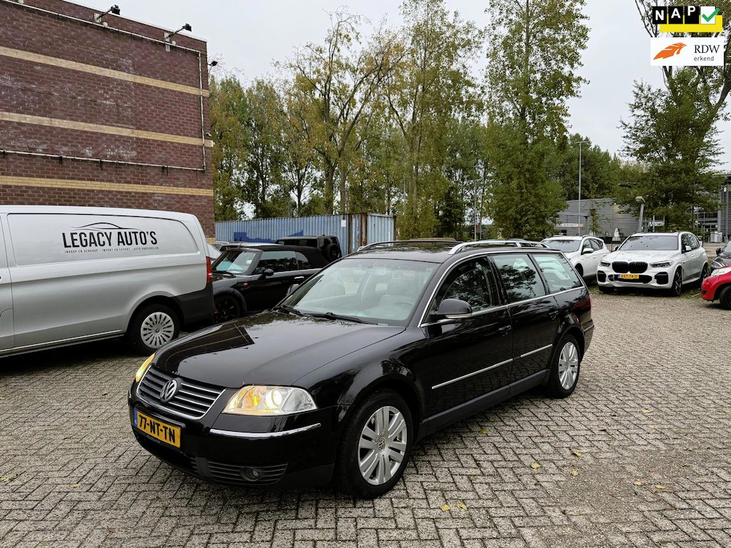 Volkswagen Passat Variant 2.8 V6 Highline 4Motion - RIJDT & SCHAKELT GOED!