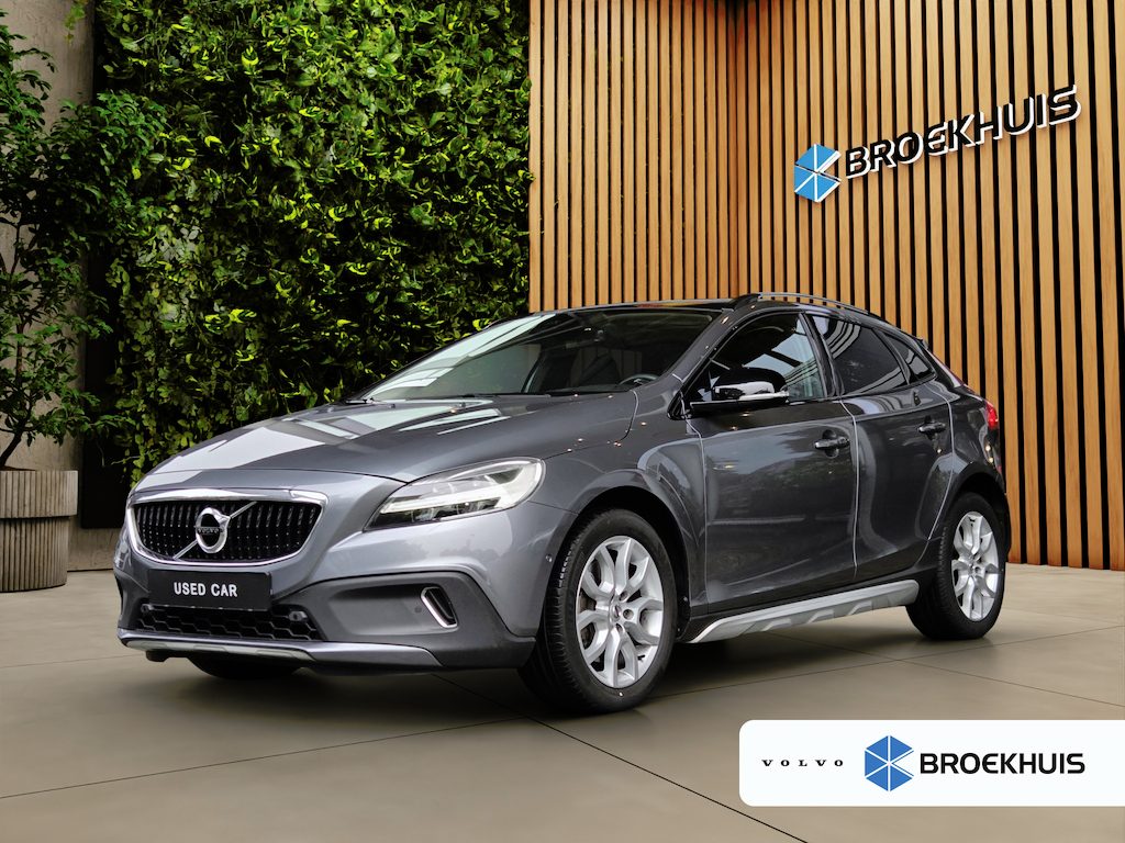 Volvo V40 Cross Country 1.5 T3 Polar+ Luxury | Panoramadak | Trekhaak | Camera | Keyless | Stoelverwarming |